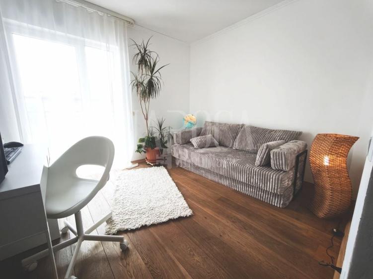 Apartament cu 4 camere semidecomandat în Între Lacuri