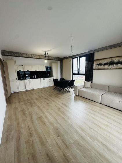 Apartament cu 2 camere decomandat în Băile Felix