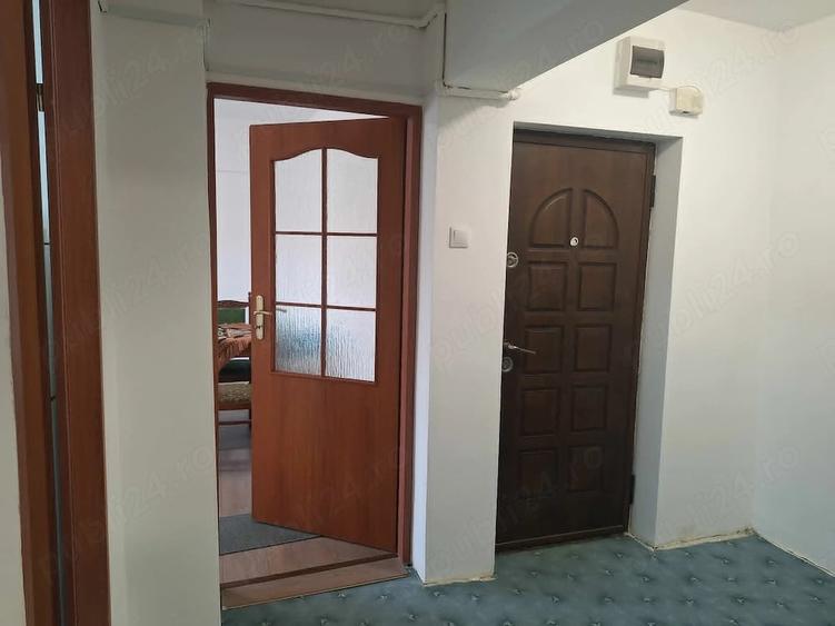 Apartament cu 3 camere decomandat în Gilău