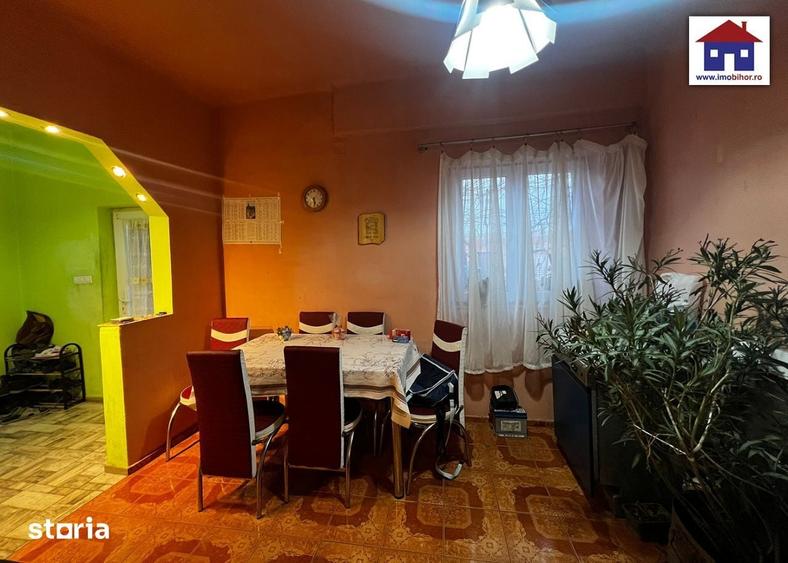 Casă cu 3 camere cu Teren 320 Mp în Central