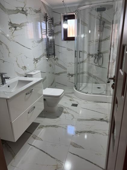 Casă cu 4 camere în Tâmpa