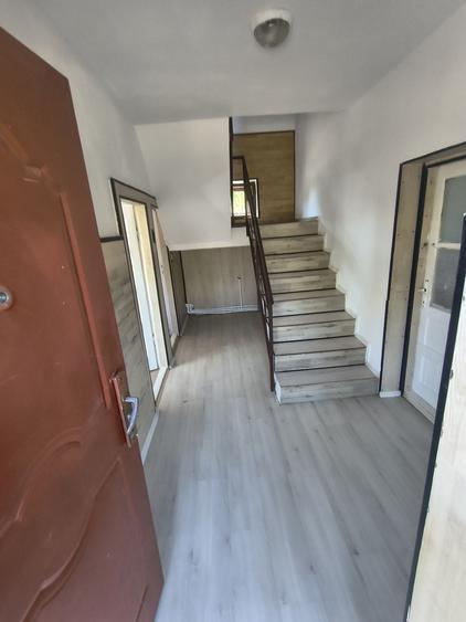 Casă cu 3 camere în Exterior Vest