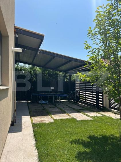 Casă individuală cu 4 camere cu Garaj în Exterior Est