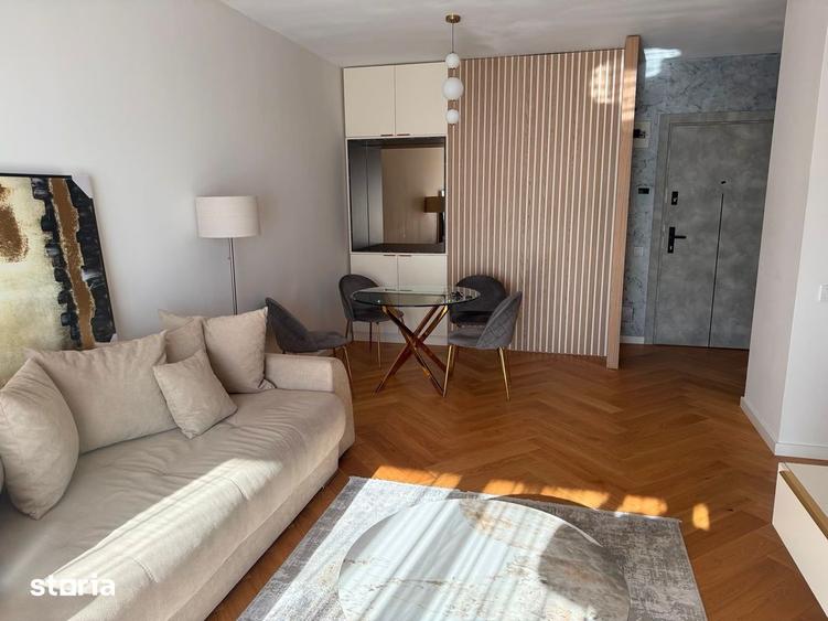 Apartament cu 3 camere, mobilat în Plopilor