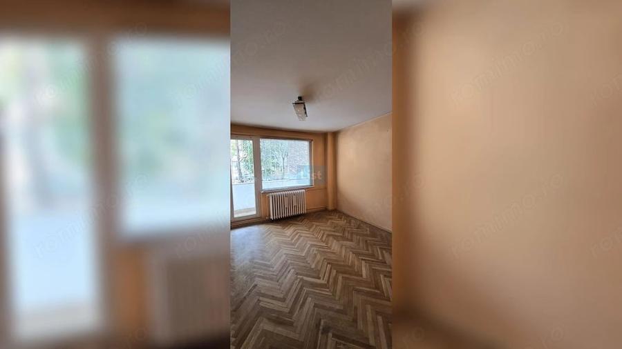 Apartament cu 4 camere decomandat în Punctele Cardinale