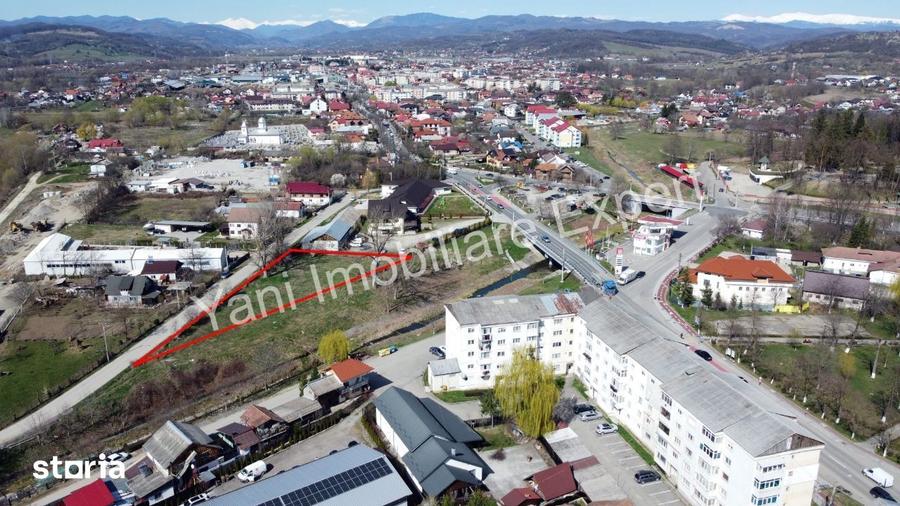 Teren de 1605 mp, în Curtea de Argeș