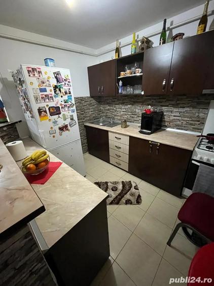 Apartament cu 3 camere nedecomandat în Central