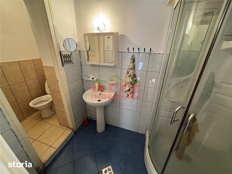 Casă cu 4 camere cu Teren 211 Mp în Orașul de Jos