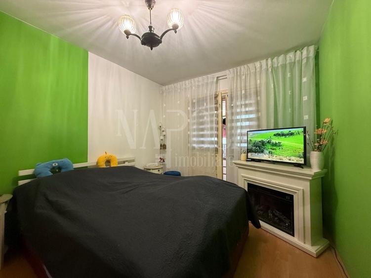 Apartament cu 3 camere decomandat în Între Lacuri