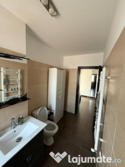 Apartament cu 2 camere decomandat în Sânpetru