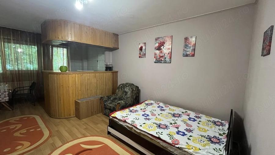 Garsonieră decomandată în Drumul Taberei