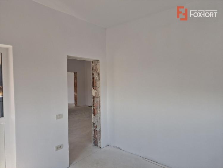 Apartament cu 2 camere decomandat în Bucovăț (Remetea Mare)