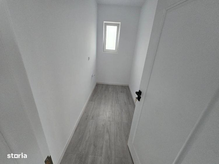 Casă cu 4 camere în Unirii