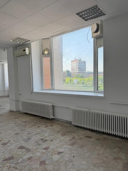 Spațiu comercial, de 350 mp, în Pantelimon