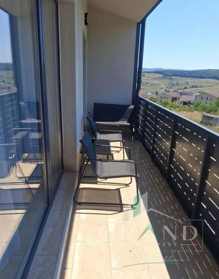 Apartament cu 2 camere semidecomandat, mobilat în Dâmbul Rotund