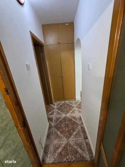 Apartament cu 3 camere decomandat în Alexandru cel Bun