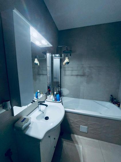 Apartament cu 2 camere decomandat în Popești-Leordeni