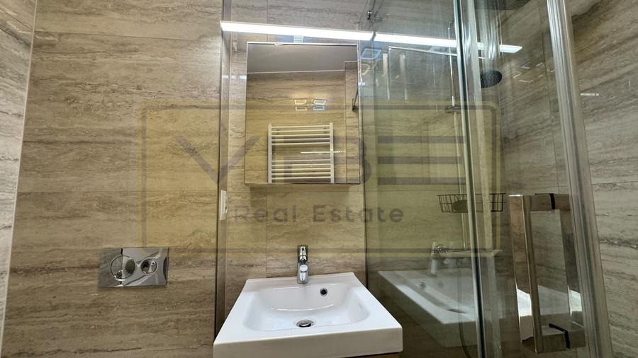 Apartament cu 2 camere semidecomandat, mobilat în Podu Roș