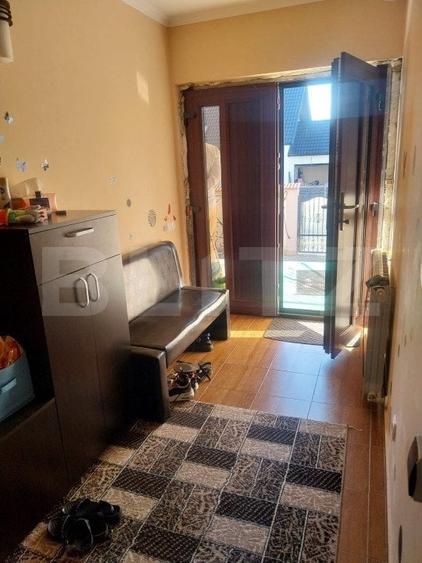 Casă individuală cu 5 camere cu Canalizare în Exterior Est