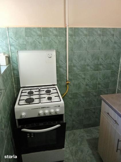 Garsonieră decomandată în Central