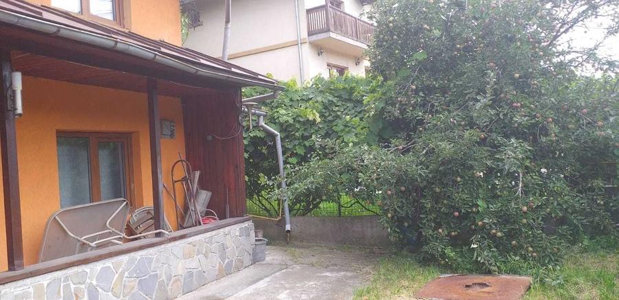 Casă cu 3 camere în Central