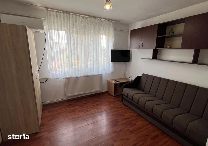 Garsonieră în Podu Roș