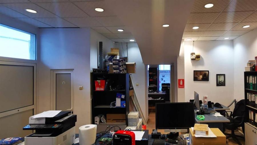 Spațiu comercial, de 92 mp, în Central