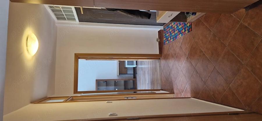 Apartament cu 2 camere decomandat în Berceni
