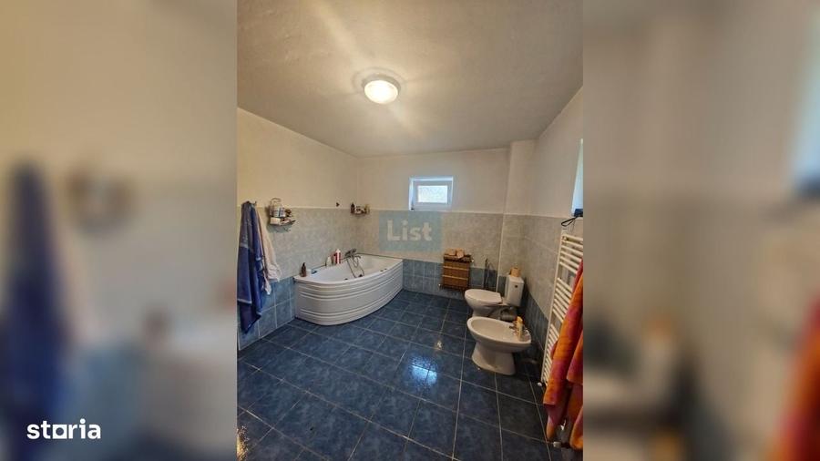 Casă cu 4 camere în Central