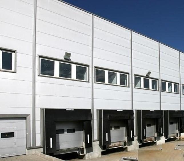 Spațiu industrial, de 30,000 mp, în Vest
