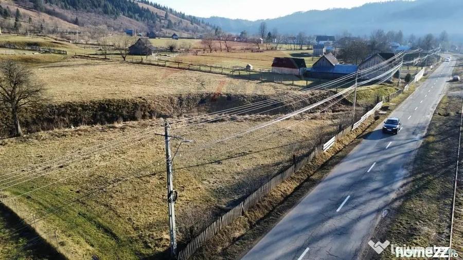 Teren de 5282 mp, în Vatra Moldoviței