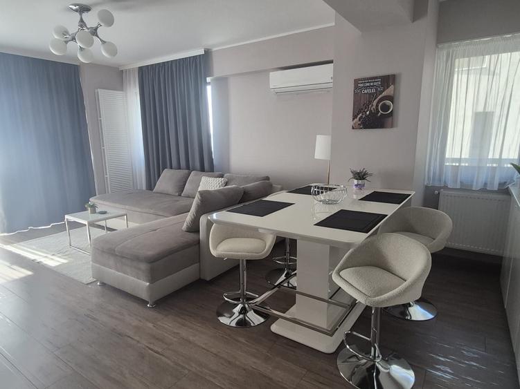Apartment de inchiriat pe termen lung / zona Butoaie, vedere bilaterala lac / mare - 2