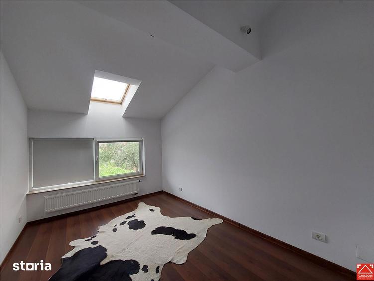 Casă cu 4 camere cu Teren 187 Mp în Grădiște