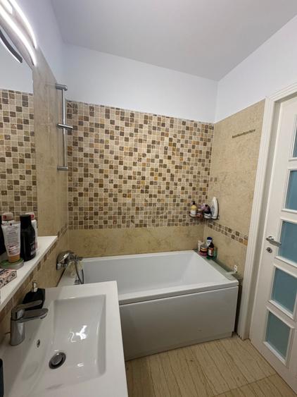 INTABULAT! Apartament cu 2 camere decomandat de vanzare- Zona Copou Royal Town - 8