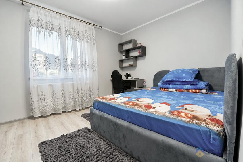 Apartament cu 2 camere semidecomandat în Central