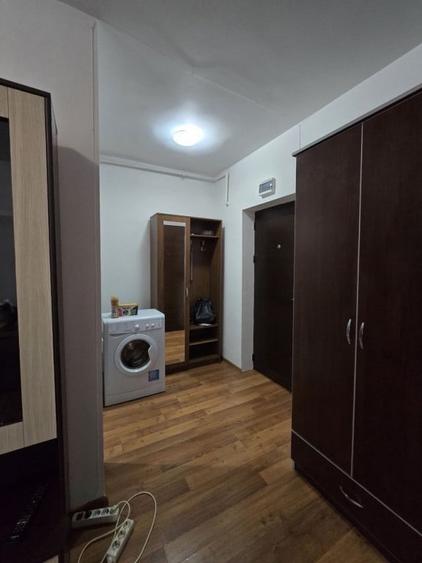 Garsonieră în Apărătorii Patriei
