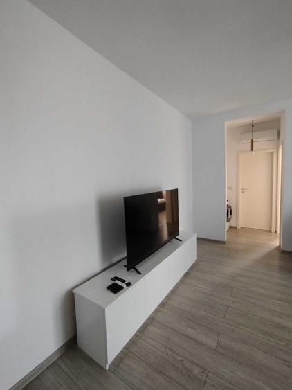 Proprietar inchiriez apartament 2 camere - 3