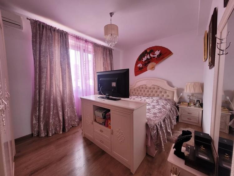 Apartament cu 2 camere semidecomandat, mobilat în Dristor