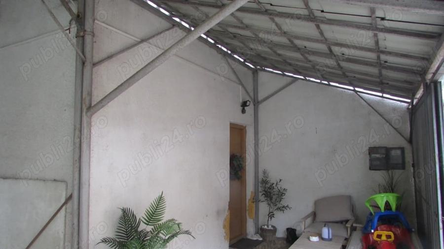 Casă cu 2 camere în Central