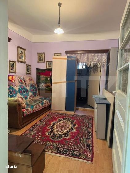 Casă cu 3 camere în Crișeni