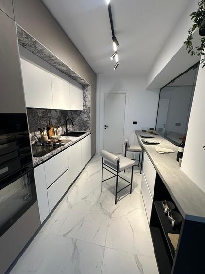 Apartament cu 2 camere decomandat în Theodor Pallady