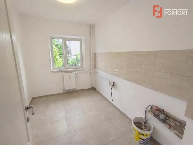 Apartament cu 2 camere semidecomandat în Lidia