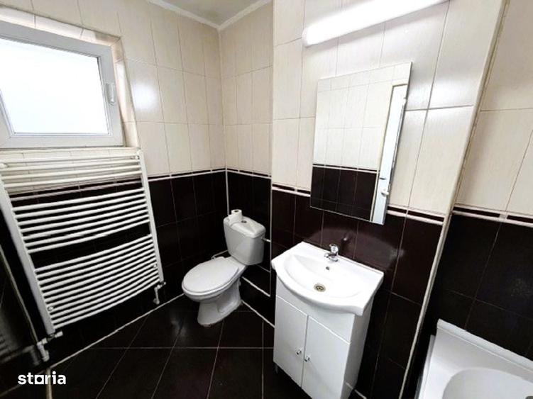 Apartament cu 3 camere decomandat în Nicolae Titulescu