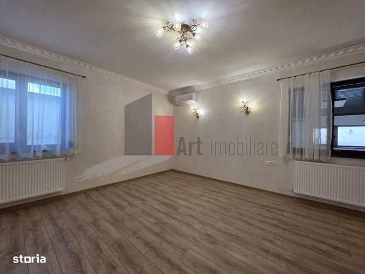 Casă cu 5 camere în Copăceni
