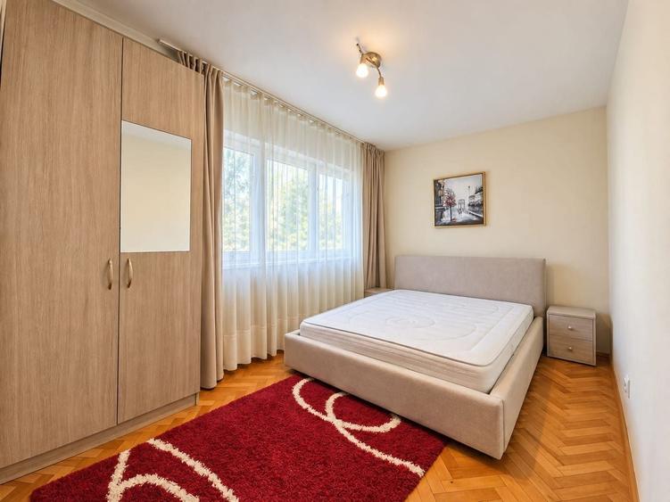 Apartament cu 3 camere semidecomandat, mobilat în Gheorgheni