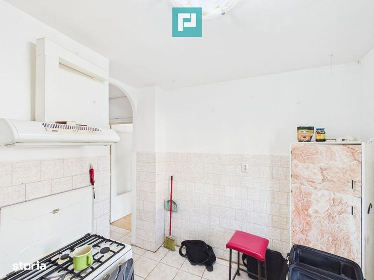 Apartament cu 3 camere decomandat în Central