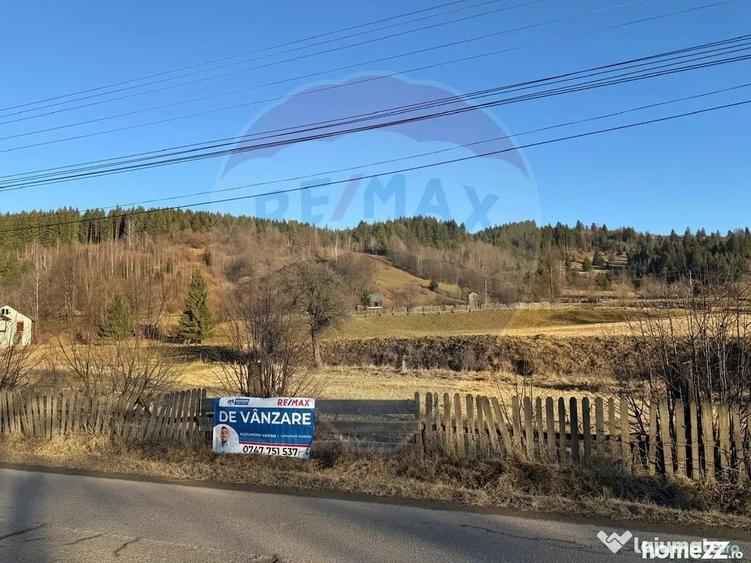 Teren de 5282 mp, în Vatra Moldoviței