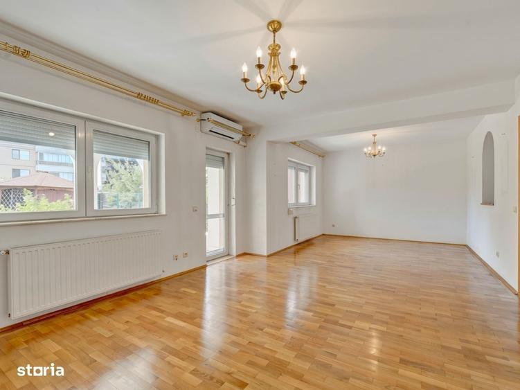 Casă cu 3 camere în Central