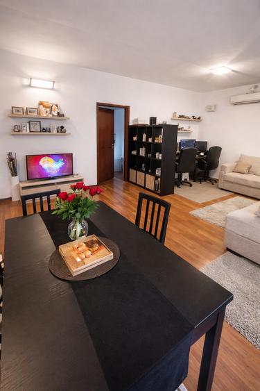 Apartament cu 3 camere decomandat, mobilat în Bragadiru