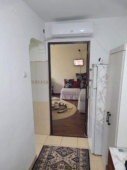 Garsonieră decomandată, mobilată în Central